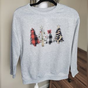 Christmas tree crewneck sweatshirt size small